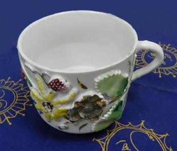 Plasticky zdobený hrnek Plasticky zdobený hrnek